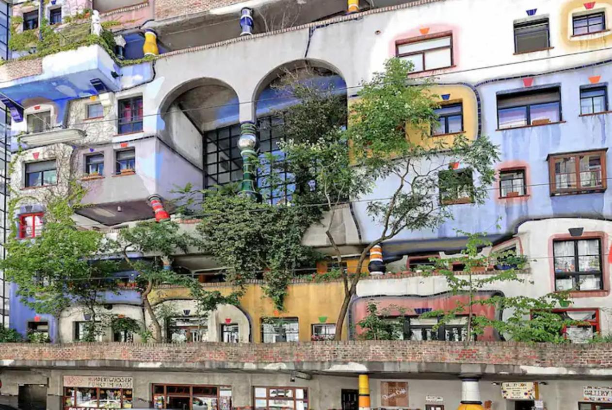 Ruhiges Dachgeschoss Cityapartment Im Zentrum Wiens Bagian luar foto